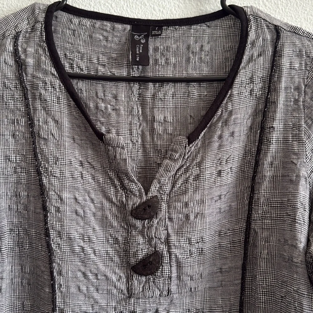 Focus Casual Life Linen Blend Lagenlook Textured V-neck Top Size Small - Picture 3 of 6